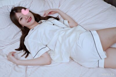 FC2-PPV-3180550: Pajamas Monashi Khiến Bạn Đê Mê Trong Bộ Đồ Ngủ Gợi Cảm