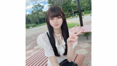Nóng Bỏng Cùng Nữ Sinh 19 Tuổi và Cảnh Quay Đầy Khiêu Khích (FC2-PPV-4568356)