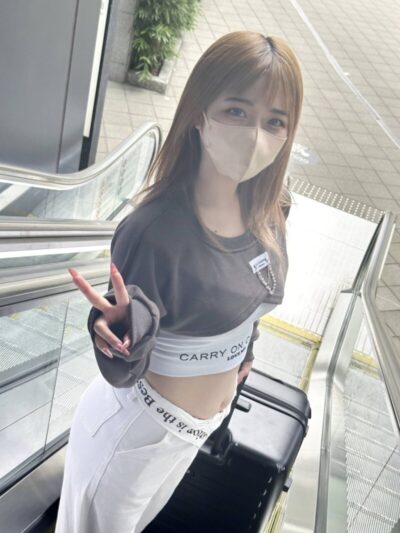 Nóng Bỏng Cùng Hot Girl Ngực Khủng Trong FC2-PPV-4693309: Màn Trình Diễn Khiêu Khích Gây Sốt!