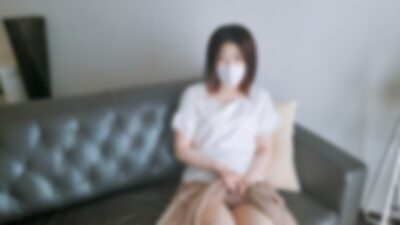 FC2-PPV-4715270: Nàng Công Sở 21 Tuổi Mê Hoặc Với Cảnh Nóng Bỏng