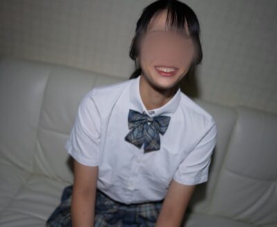 Gặp Gỡ Nàng Hot Girl Gợi Cảm Tại Cửa Hàng Tiện Lợi (FC2-PPV-4811769)