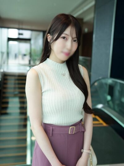 FC2-PPV-4857697: Vợ xinh đẹp 26 tuổi, đeo nhẫn cưới, lần đầu bùng cháy cùng chồng đến cực khoái bắn tinh trong