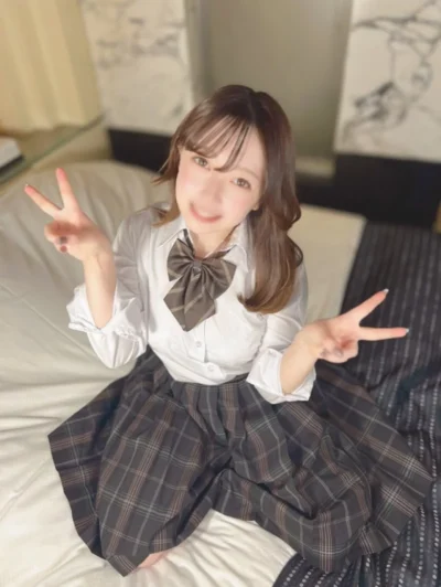Hinata-chan F-cup trinh trắng, lần đầu “phục vụ” dương vật hơn 20cm, cực khoái tột đỉnh trong FC2-PPV-4880828